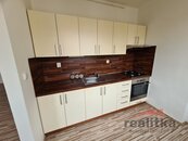 Pronájem bytu 1+1, 39m2, Opava, ul. Ostrožná, cena 9000 CZK / objekt / měsíc, nabízí 
