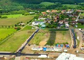 Pozemku v nové rezidenční lokalitě na Hluboké, 978m2, zastavitelnost 40%