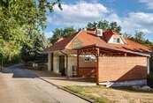 Prodej rodinného domu 6+1 se zahradou, garáží a naprostým soukromím - Hluboká nad Vltavou