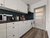 Pronájem hezkého bytu 2+1 s balkonem Lišov, cena 10000 CZK / objekt / měsíc, nabízí 