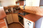 Pronájem garsoniéry 29m2 s lodžií Vidov, cena 7700 CZK / objekt / měsíc, nabízí Krigarová Reality
