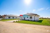 Pronájem, Rodinný dům, Baška, cena 35000 CZK / objekt / měsíc, nabízí 