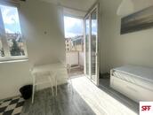 Vybavené studio (1+kk) o velikosti 21 m s balkónem 2,5 m2, umístěné ve 4. patře Praha 6 Pohořelec , cena 20000 CZK / objekt / měsíc, nabízí SFF Czech s.r.o.