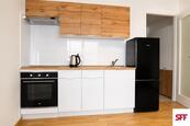 Nový vybavený byt 1+kk k pronájmu v nové rezidenci Zahálka na Praze 12 v lokalitě Modřany, cena 21000 CZK / objekt / měsíc, nabízí SFF Czech s.r.o.