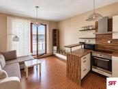 Pronájem zařízeného bytu 1+kk Jana Přibíka na Praze 9 s parkovacím místem, sklepem a balkónem. , cena 20500 CZK / objekt / měsíc, nabízí SFF Czech s.r.o.