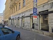Pronájem obchodního prostoru na ulici Dvořákova, cena 90000 CZK / objekt / měsíc, nabízí REALHOF, s.r.o.