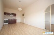 2+kk, 42m2, nezařízeno, Praha 8 - Libeň, orientace oken do vnitrobloku, cena 14500 CZK / objekt / měsíc, nabízí Novaspol, s.r.o.