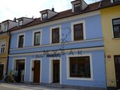 Pronájem částečně zařízené garsonky v centru ČB, Kněžská ulice, cena 10900 CZK / objekt / měsíc, nabízí 