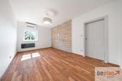 Prodej zrekonstruovaného bytu 2+kk, 48,5 m2, včetně zahrady, Praha - východ, Kostelní Střímelice, cena 4490000 CZK / objekt, nabízí 