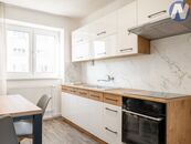 Prodej bytu 2+1, 51m2, Revoluční, Volary, cena 2450000 CZK / objekt, nabízí 