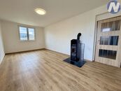 Pronájem světlého bytu 2+1 58 m2 se zahradou, Ostrov - Staré Prachatice, cena 12000 CZK / objekt / měsíc, nabízí NEMO reality, s.r.o.