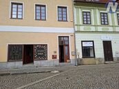 Pronájem komerčního prostoru 50 m2, náměstí Svobody, Vlachovo Březí, cena 5000 CZK / objekt / měsíc, nabízí NEMO reality, s.r.o.