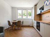 Nová Pec, útulný byt/apartmán 2+kk s vybavením, garáží a praktickým zázemím, cena 3590000 CZK / objekt, nabízí 