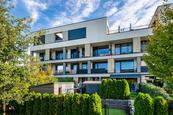 Prodej bytu 2+kk s terasou a garážovým stáním, 51 m2, ulice Plzákova 1139/6, Praha 9 - Kbely, cena 9490000 CZK / objekt, nabízí Reality Jan Vesecký