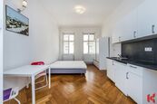 Pronájem 1+kk, 27 m2, Praha 2- Vyšehrad. Dlouhodobě., cena 16000 CZK / objekt / měsíc, nabízí Realitní kancelář KOTULA s. r. o.