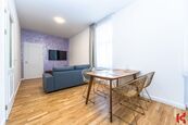 Pronájem bytu 2+kk 48m2 s parkovacím stáním, Vinohrady, cena 26000 CZK / objekt / měsíc, nabízí Realitní kancelář KOTULA s. r. o.