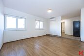 Pronájem bytu 1+kk, Praha 5, dlouhodobě, cena 17000 CZK / objekt / měsíc, nabízí Realitní kancelář KOTULA s. r. o.