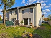 Řadový rodinný dům (2016) 105 m2, pozemek 281 m2, cena 11500000 CZK / objekt, nabízí ORANGE PROPERTY s.r.o.