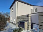 byt 3+kk. Ligasova, Radonice, cena 21000 CZK / objekt / měsíc, nabízí 