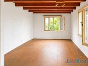 Prodej chaty o velikosti 40 m2 s pozemkem 450 m2 v obci Kabáty u Jílové u Prahy, cena 1890000 CZK / objekt, nabízí 