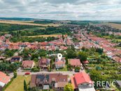 Prodej samostatně stojícího třípodlažního rodinného domu se zahradou v Podolí, ul. Nad Výhonem, cena 14500000 CZK / objekt, nabízí RENČ - realitní kancelář