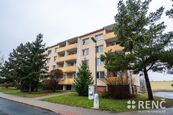 Prodej družstevního bytu 2+1 (61,5 m2) s lodžií a možností převodu do OV v Mokré u Brna, cena 5200000 CZK / objekt, nabízí 