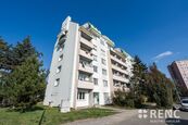Prodej bytu 3+1 s balkonem v bytovém domě na ulici Krásného v Brně - Juliánově., cena 8100000 CZK / objekt, nabízí RENČ - realitní kancelář
