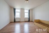 Pronájem bytu 2+1, na ul. Bráfova v Brně Žabovřeskách, 58 m2 s vlastní půdou 52 m2 a s možností uží, cena 21900 CZK / objekt / měsíc, nabízí 