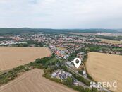 Prodej stavebního pozemku v Žebětíně vhodného pro výstavbu rodinného bydlení o velikosti 1594 m2, cena 8900000 CZK / objekt, nabízí RENČ - realitní kancelář
