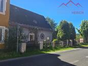 Prodej rodinného domu 4+1 se zahradou 282 m2 a stavební parcelou 319 m2, obec Kovářská, cena 2999000 CZK / objekt, nabízí 