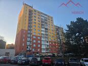 Prodej družstevního bytu 2+1/L, 62 m2, rekonstrukce + vybavení, ulice Holešická, Chomutov, cena 2595000 CZK / objekt, nabízí REALITY HERICH