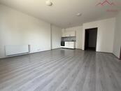 Pronájem bytu 2+kk (50 m2) Žižkovo náměstí, Chomutov, cena 12000 CZK / objekt / měsíc, nabízí REALITY HERICH