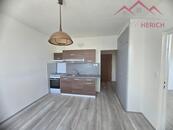 Pronájem bytu 1+1, OV, ulice Písečná, Chomutov, cena 11300 CZK / objekt / měsíc, nabízí REALITY HERICH