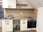Pronájem podkrovního bytu 2+1 s klimatizací a maximálním soukromím, 50 m, cena 13000 CZK / objekt / měsíc, nabízí Solid real, s.r.o.