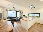 Prémiový byt 3+kk (70 m) s velkým balkonem, vybavením a 2 parkovacími stáními Brno-Sadová, cena 12500000 CZK / objekt, nabízí Solid real, s.r.o.