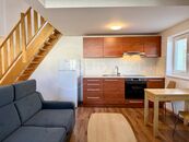 Pronájem světlého bytu 2+kk s balkonem 49 m, centrum Tišnova, cena 14000 CZK / objekt / měsíc, nabízí Solid real, s.r.o.