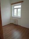 Krásný a zrekonstruovaný byt 2kk s balkonem, 32 m2, od 1.8..2026, cena 15500 CZK / objekt / měsíc, nabízí 