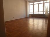 Krásný a prostorný byt 2+1 64m2 Štefánikova Od 1.9.2026 i pro studenty, cena 24900 CZK / objekt / měsíc, nabízí 