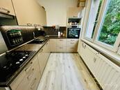 Prodej bytu 2+1 s lodžií po téměř kompletní rekonstrukci Chomutov, ul. Kamenná, cena 2200000 CZK / objekt, nabízí 