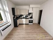 Pronájem bytu 2+1 se zimní zahradou, 70 m² Sklářská, Teplice, cena cena v RK, nabízí 