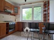 Pronájem pěkného bytu 2+1 s lodžii v Blansku, ul. Poříčí, cena 14500 CZK / objekt / měsíc, nabízí 
