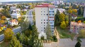 Prodej cihlového bytu 2+1 s prostornou lodžií a příjemným výhledem do okolí, Blansko, ul. Dvorská, cena 4690000 CZK / objekt, nabízí 
