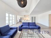 P1 Staré Město, Dušní ul., luxusní mezonetový byt 6 + k.k., 226 m2, terasa, privátní wellness, pool, cena 125000 CZK / objekt / měsíc, nabízí 