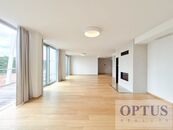 P5 Smíchov, Holečkova ul., nový luxusní mezonetový byt 5 + k.k., 212 m2 + terasy 111 m2, klimatizace, cena 129600 CZK / objekt / měsíc, nabízí OPTUS Reality s.r.o.