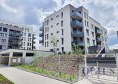 P9 Hloubětín, ul. Waltariho, nový slunný byt 3 + k.k., balkon, 77 m2, sklep, garáž, 30.000 Kč/měsíc, cena 30000 CZK / objekt / měsíc, nabízí OPTUS Reality s.r.o.