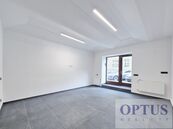 P1 Josefov, Břehová ul., zrekonstruovaný obchodní prostor 54 m2 s přímým vstupem z ulice, cena 60000 CZK / objekt / měsíc, nabízí OPTUS Reality s.r.o.