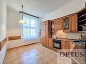 P6 Hradčany, ul. Na valech, světlý částečně zař. byt 2 + 1 + šatna, balkon, 78 m2, 25.500 Kč/měsíc, cena 25500 CZK / objekt / měsíc, nabízí OPTUS Reality s.r.o.