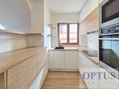 Horoměřice, ul. Politických vězňů, nadstandardní mezonetový byt 3 + k.k. + pracovna, 78 m2, parking, cena 27000 CZK / objekt / měsíc, nabízí 
