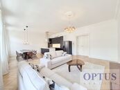 P1 Staré Město, Dušní, luxusní zrenovovaný byt 5 + k.k., balkón, 172 m2, privátní wellness, bazén, cena 105000 CZK / objekt / měsíc, nabízí 