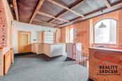 Pronájem komerčního prostoru, 152 m2, ul. Pobialova, Ostrava, cena 7000 CZK / objekt / měsíc, nabízí DĚLÁME REALITY SRDCEM